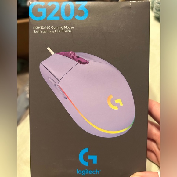 NEW Logitech wired LIGHTSYNC G203 Gaming Mouse - Picture 1 of 2